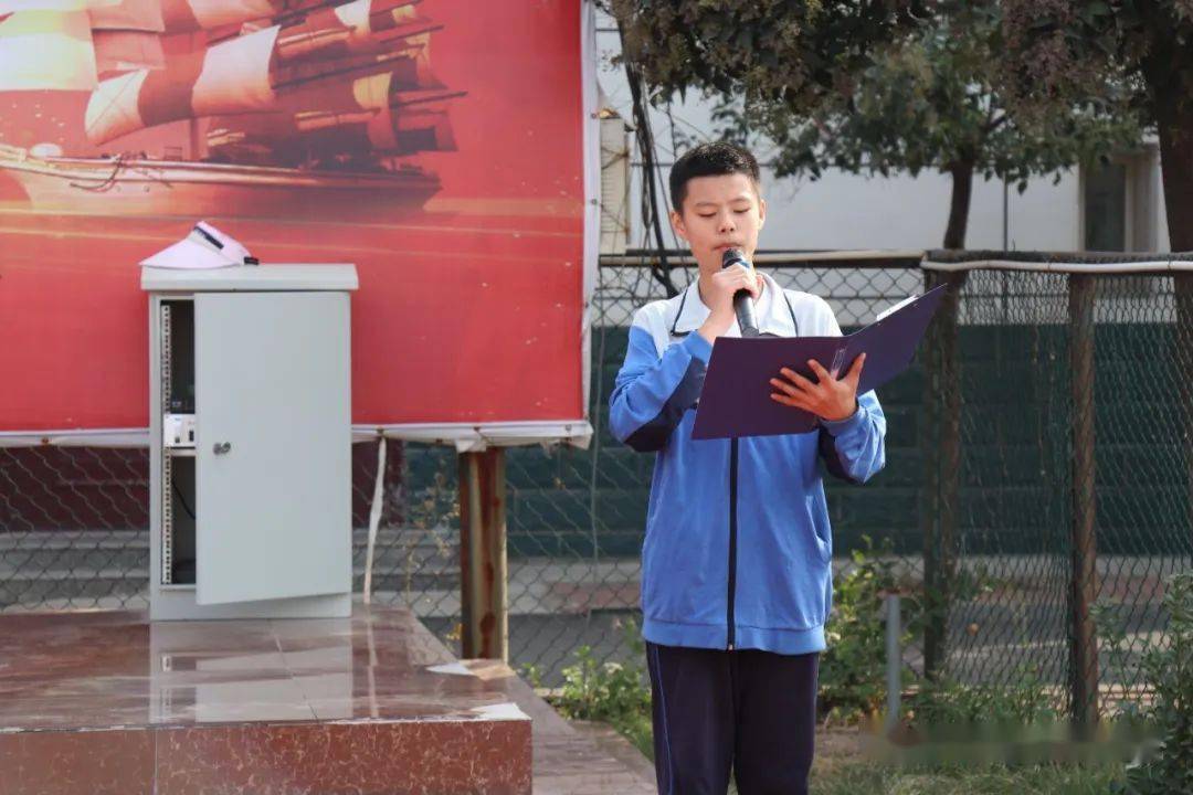 减压赋能,超越自我——东明县清华园学校九年级趣味运动会纪实_同学