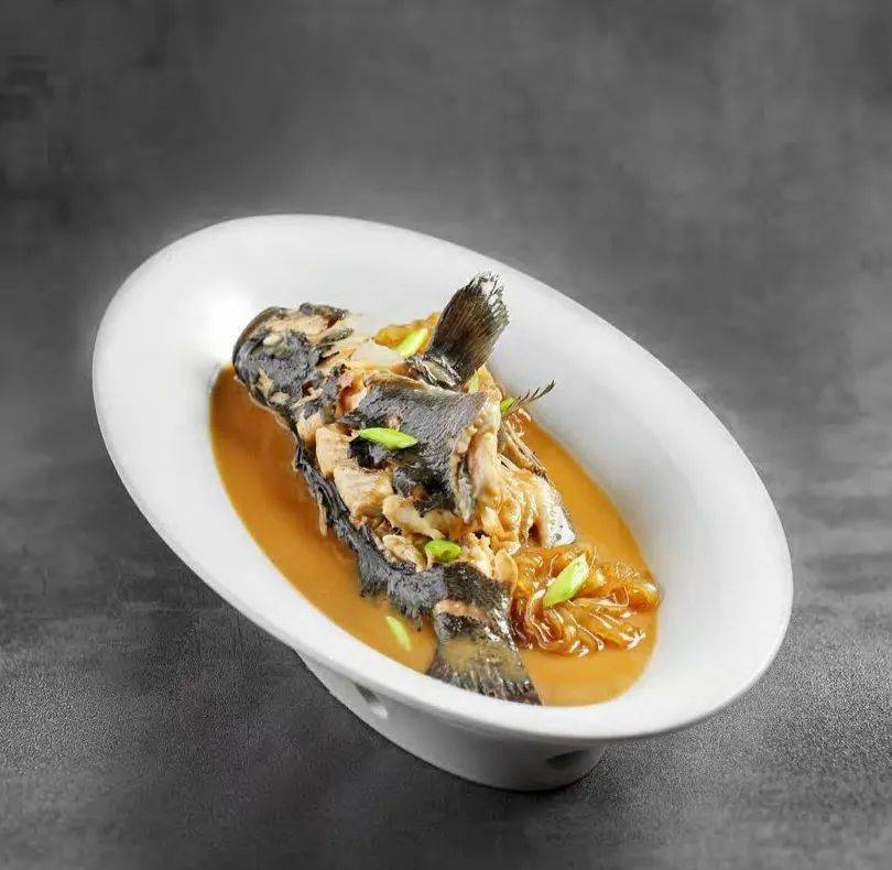 钵钵菜甜晒鱼蒸肉饼酥炸豉眼鱼大明虾烧胶东白菜马蛸烧鳗鳞鱼渔家饭香