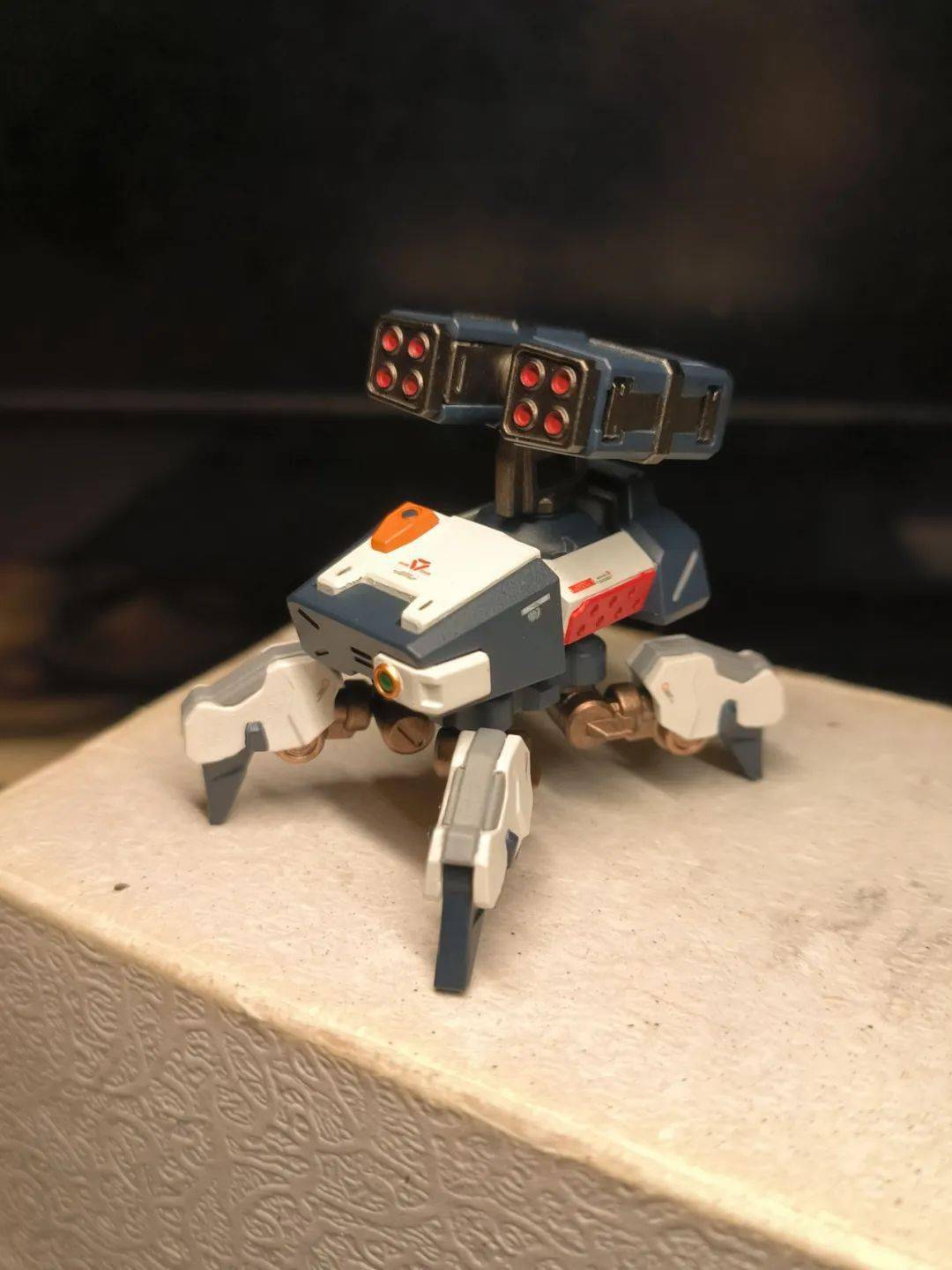 巴巴托斯变成喷射战士,这应该是游乐场装备了吧……强尼·莱汀专属