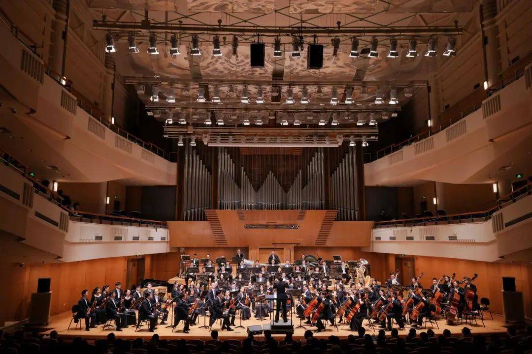 以"青春之我"书写"时代华章"_北京音乐厅_青年_中国交响乐团