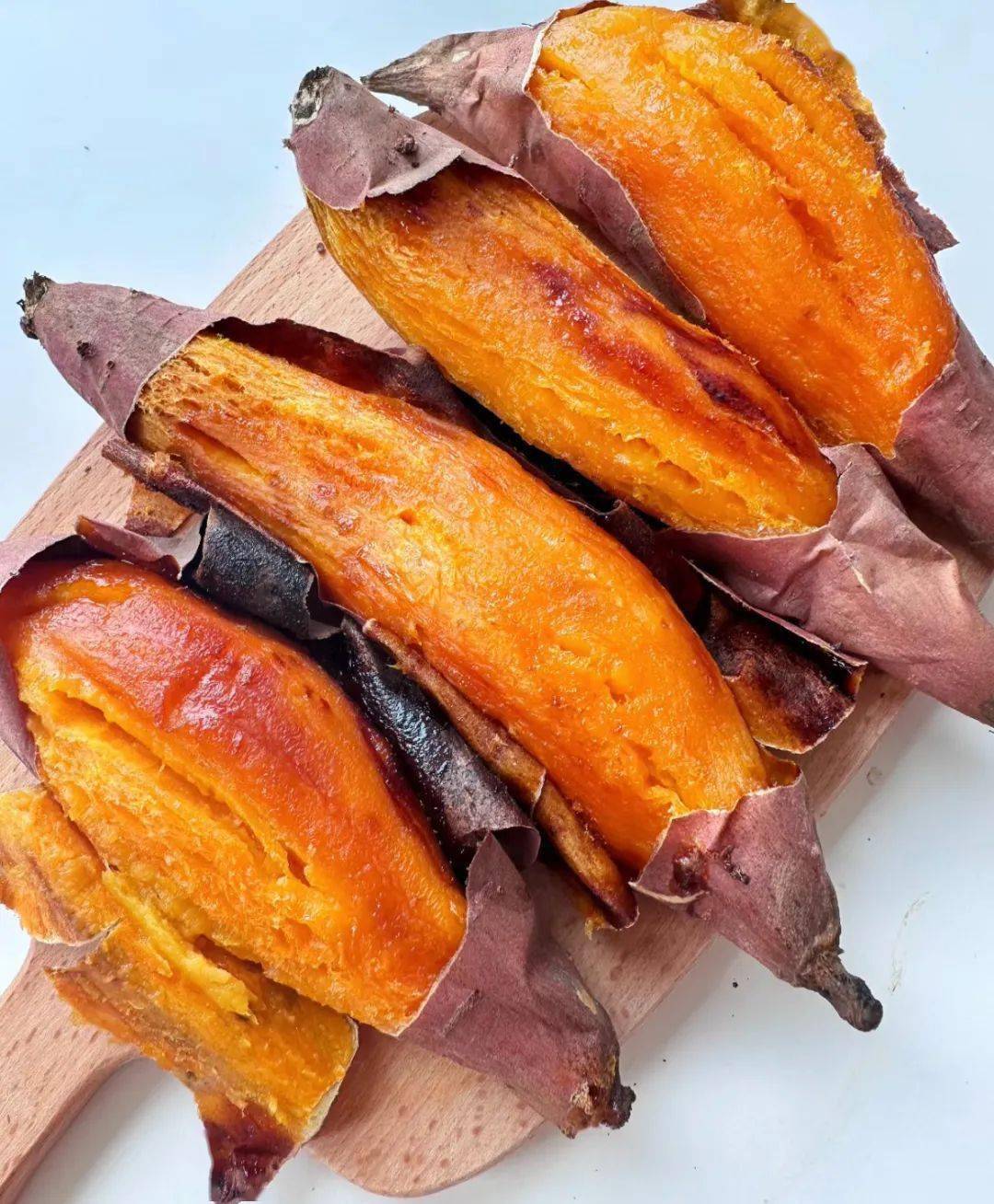 马思纯秋游美爆了!粉上衣 小白鞋,这也太有初恋氧气感了吧!