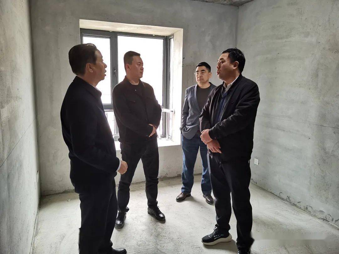 省搬迁办副主任刘宗仁一行深入西和县检查生态及地质灾害避险搬迁工作