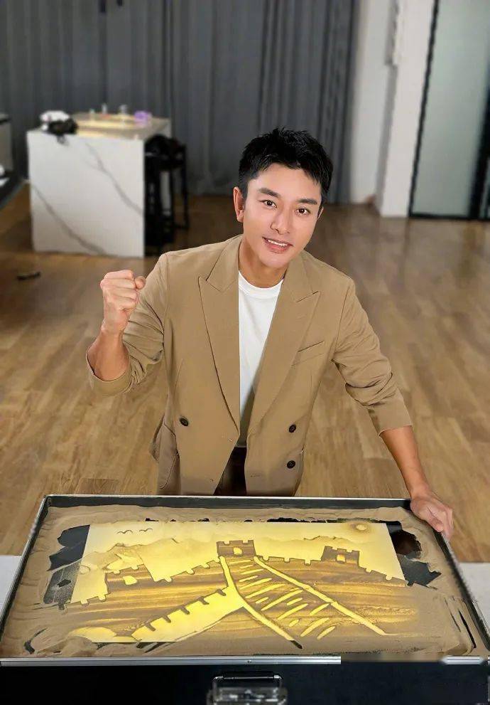 贾乃亮二婚了?金莎演恋爱脑?黄景瑜欠前妻钱?周深烂好心被坑?