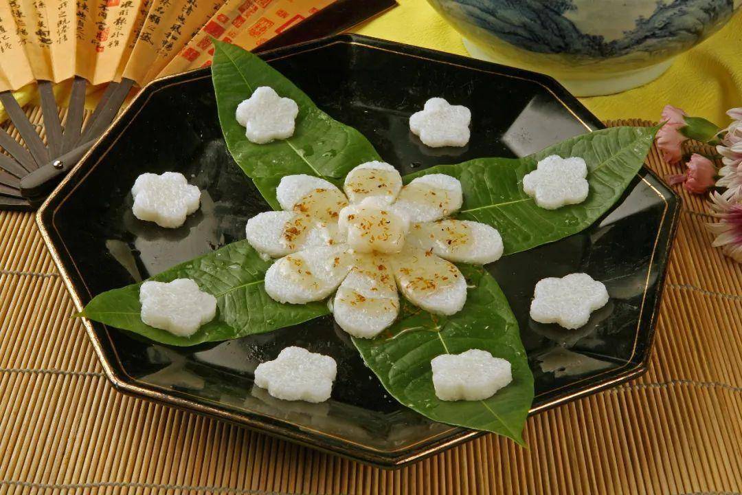 芝麻牛里脊等八款经典清真美馔;静安香格里拉将迎来"德发长"和"西安