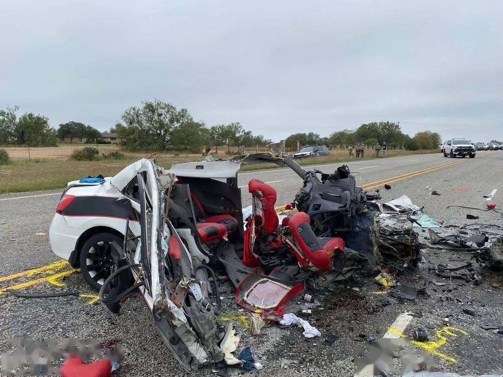 德州车祸最新图片