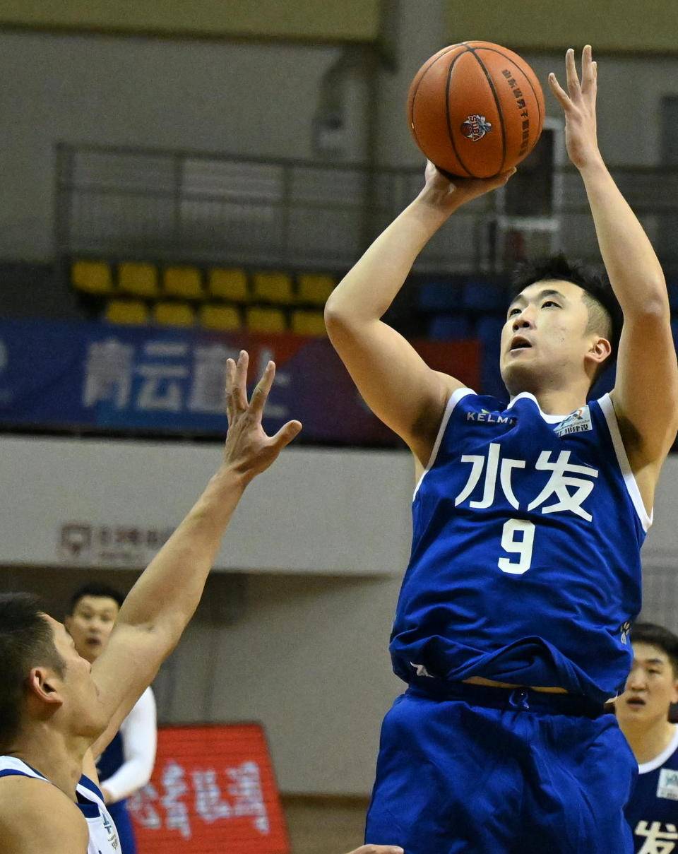 接下来的晋级"生死战",华邦建设在面对强将张振楠被严密防守的情况下