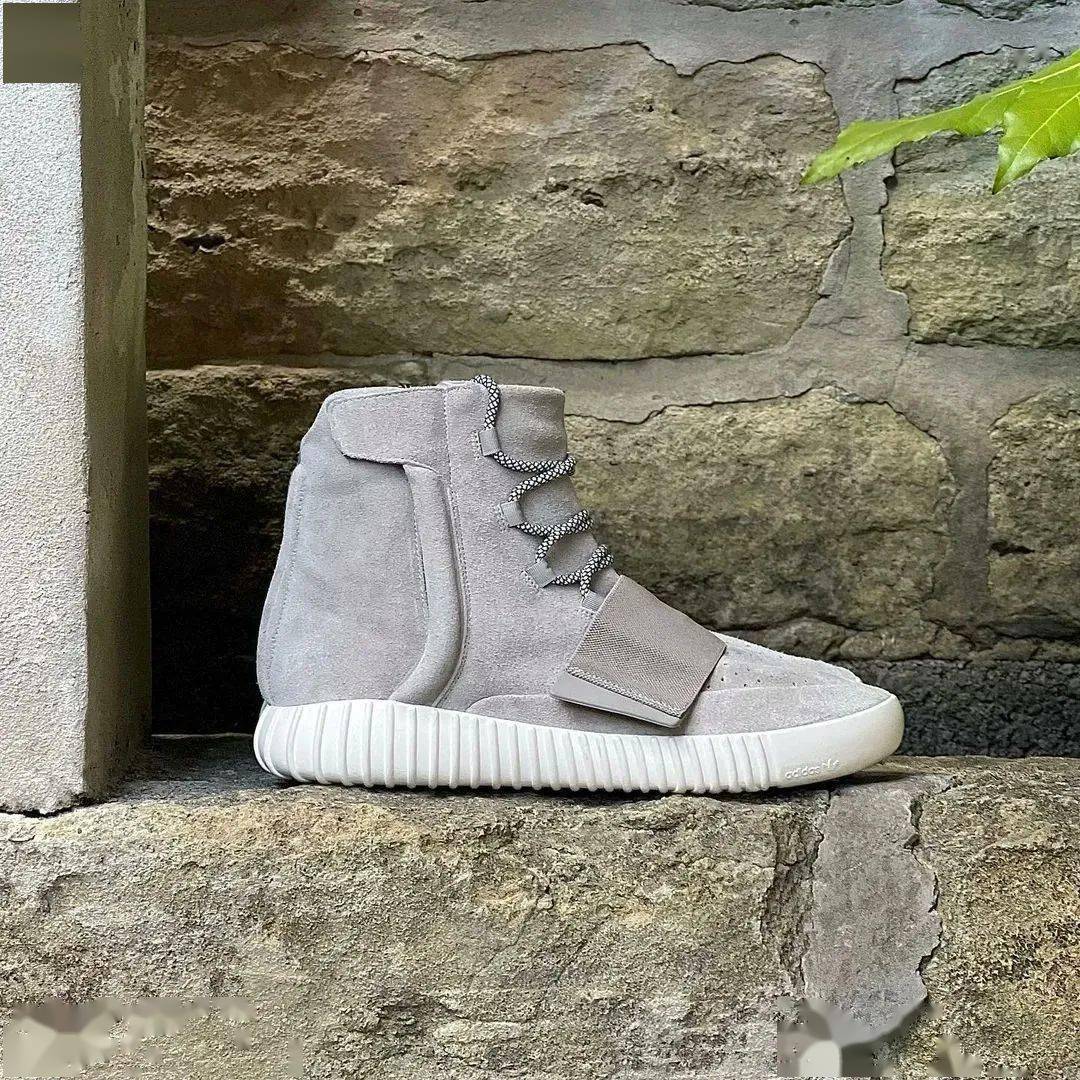 yeezy明年会有哪些款式上线_阿迪_时间_系列