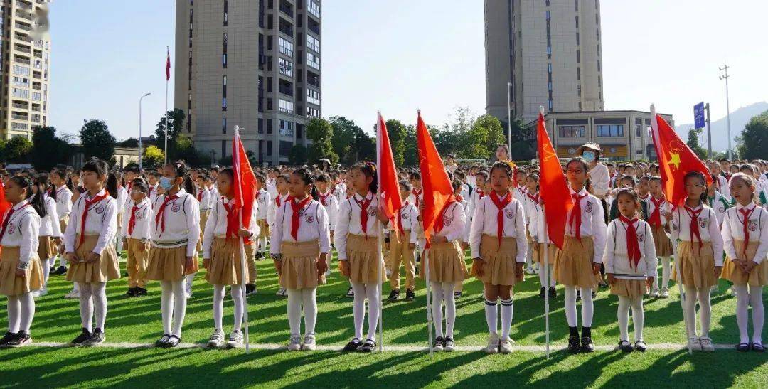 虎溪小学图片