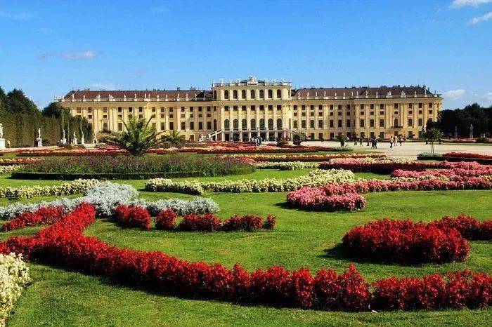 欧赛斯旅游成功签约奥地利美泉宫 参观买票 找本公司分分钟搞定