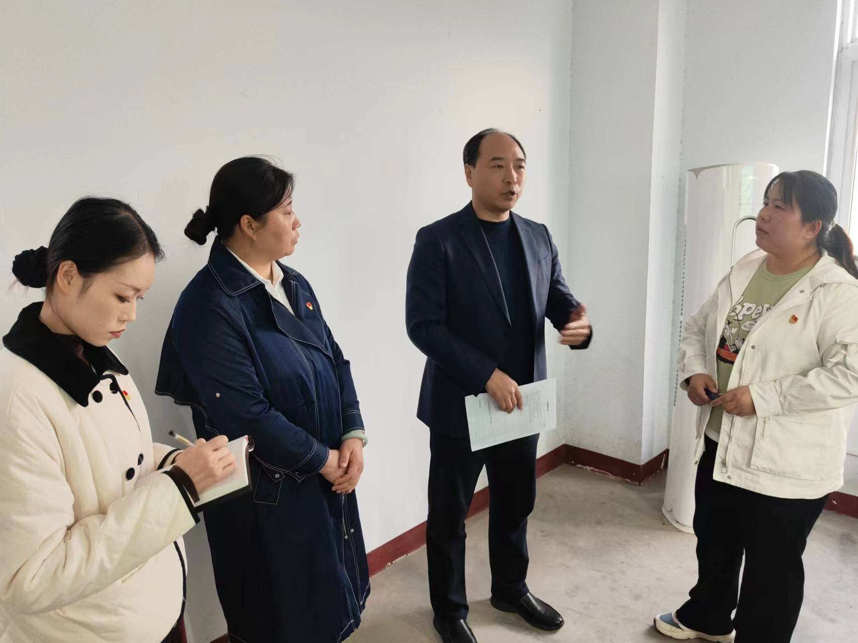 河南省高校思政课“大听课 大调研”活动第七调研组莅临鹤壁能源化工职业学院听课调研