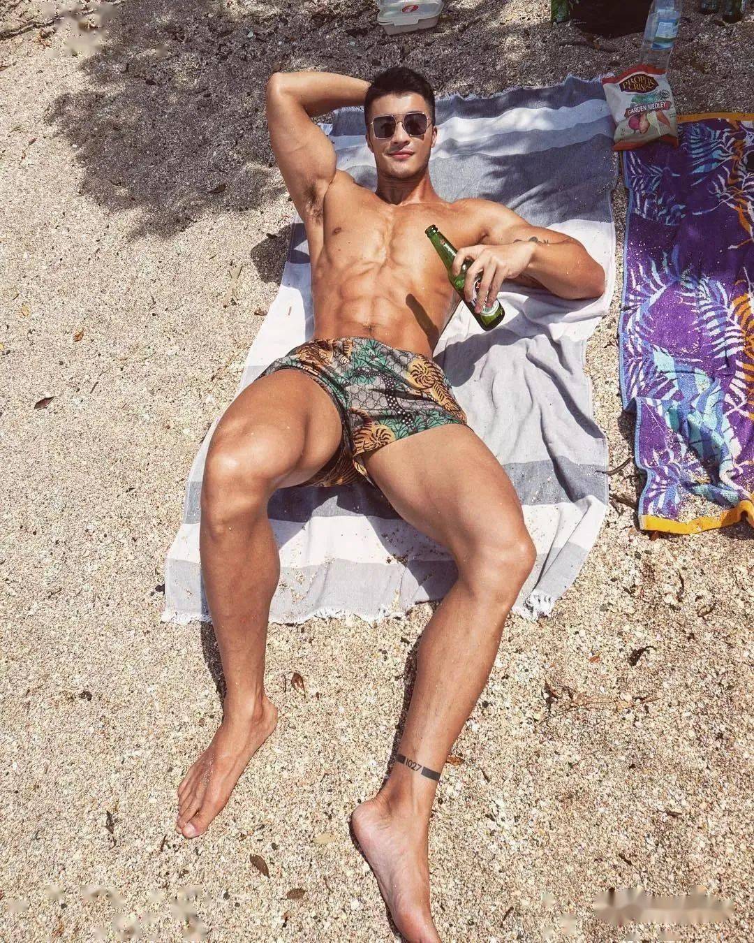 肌肉名媛樊野颜值身材yyds