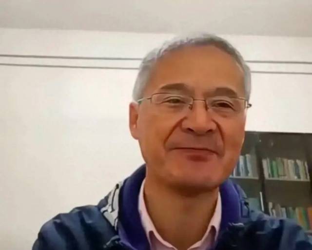 公开资料显示,罗翔,1977年出生,湖南耒阳人,中国政法大学刑事司法学院