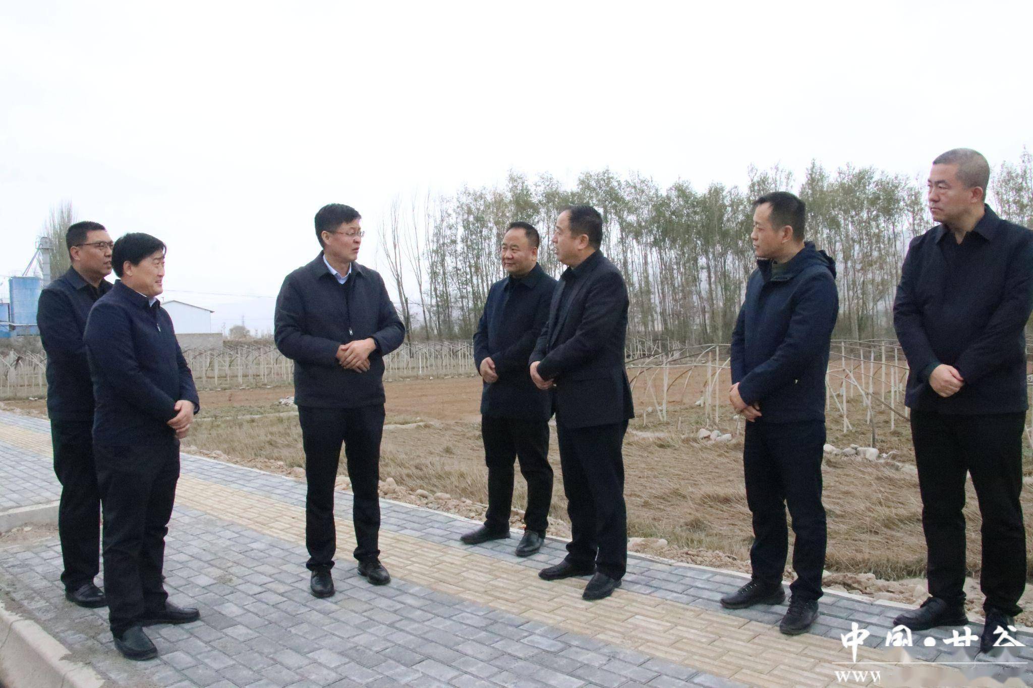李宛郁】11月15日,县委副书记,县长孙忠平深入x303甘谷-武山公路磐安