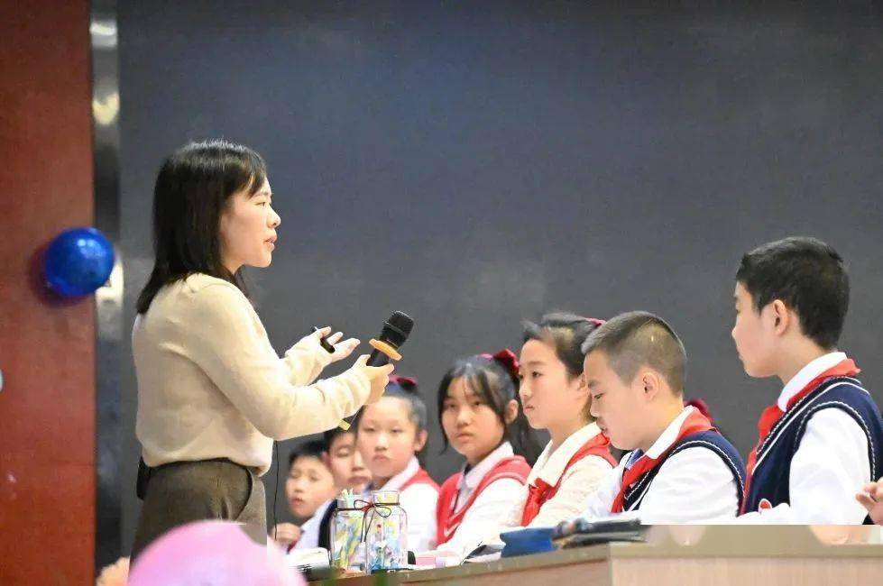 四川广元市利州区南鹰小学开展2023秋季生本教育教学课堂专题研讨活动