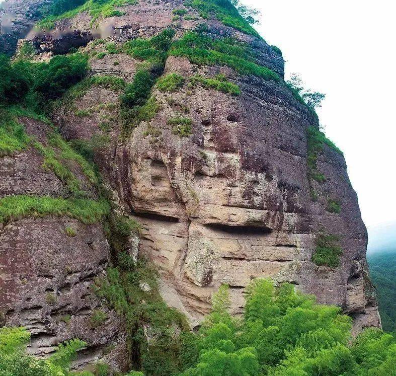 丹霞崖壁▲香炉岩03大洋"青年期"花岗岩地貌景观大洋山景区位于缙云的