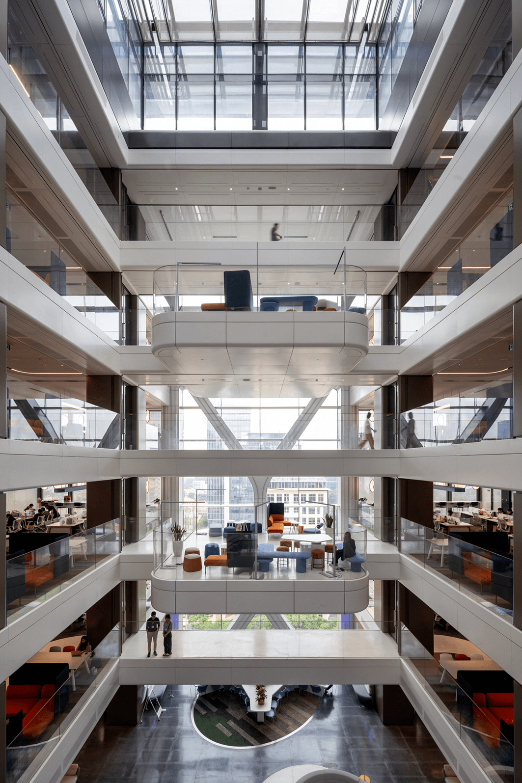 福斯特新作,通高中庭点亮办公大楼_空间_平面图_建筑事务所