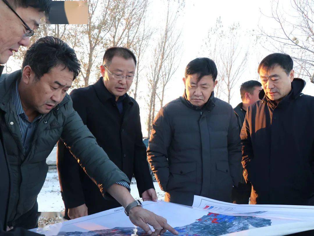 市政府副市长吕国华,市政府办公室,农牧局及科左中旗有关负责同志参加