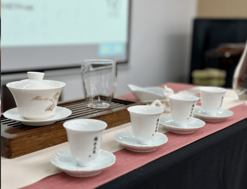 "百姓观茶"社群活动进行时 在初冬感受茶香四溢_交流_贵州_贵阳