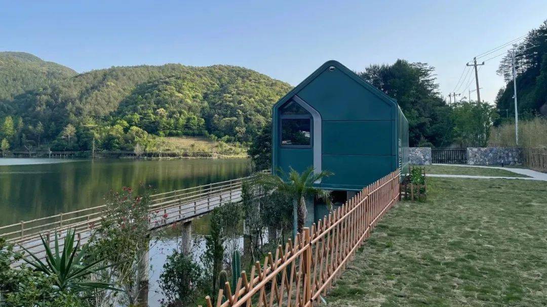 桃语苑|乡野民宿桃语苑乡野民宿坐落在梁野山自然保护区内的尧禄村