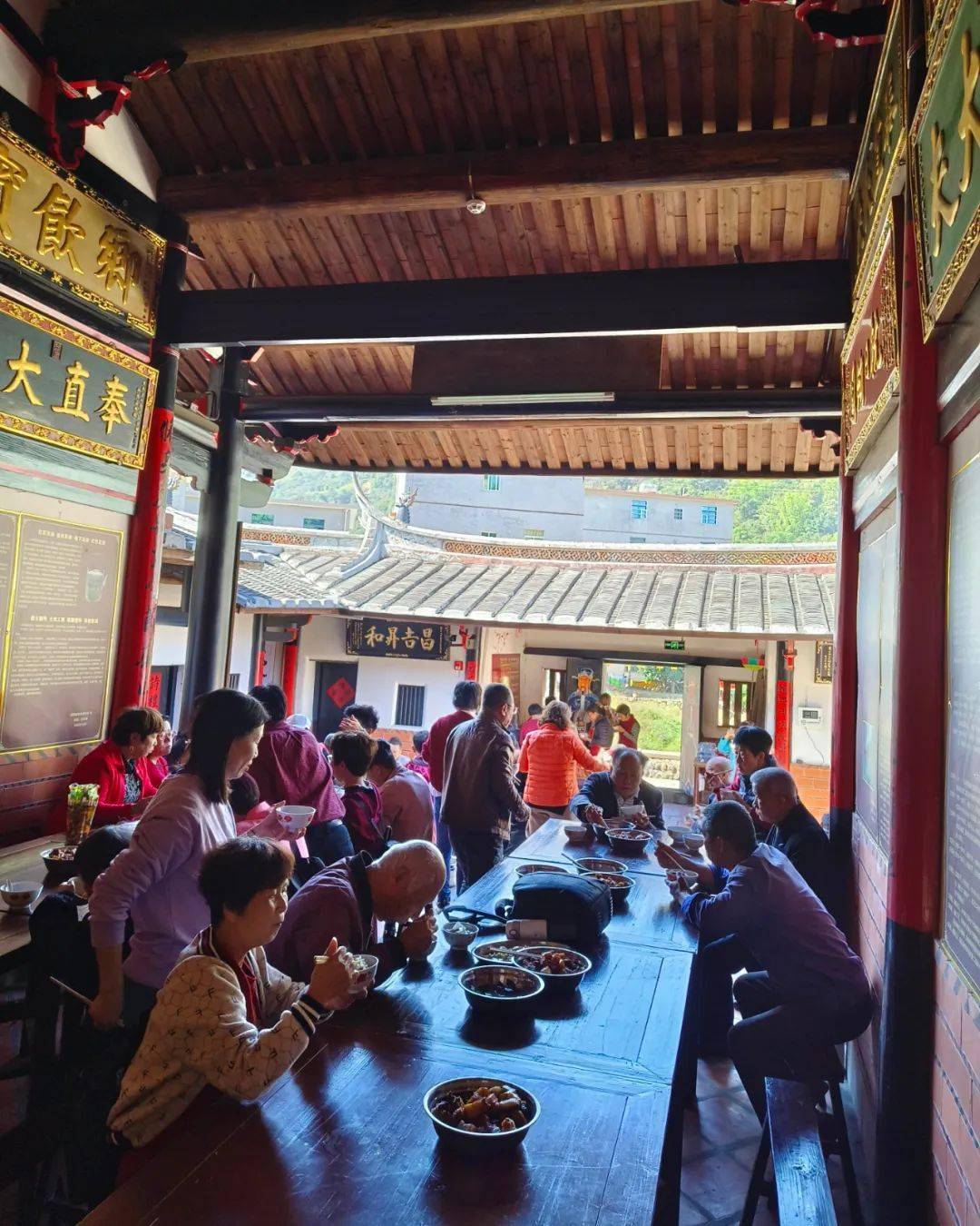 石狮市摄影家协会走进南安蓬华镇大演村