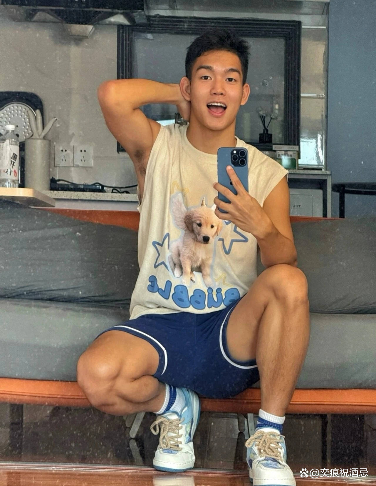 黑皮肌肉帅哥:03这个单眼皮弟弟太可了!_阳光_形象_平台