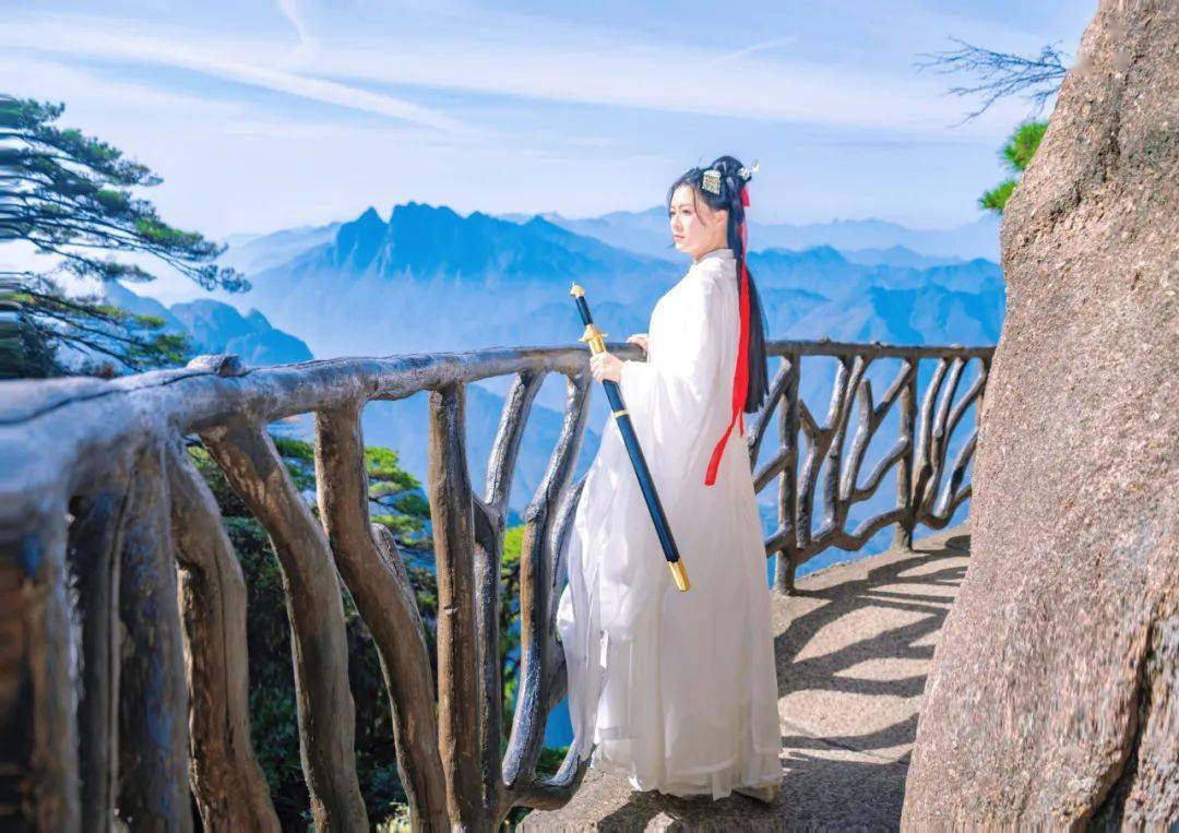 御剑披风,在这里一步就踏入了江湖_三清山_侠气_一身