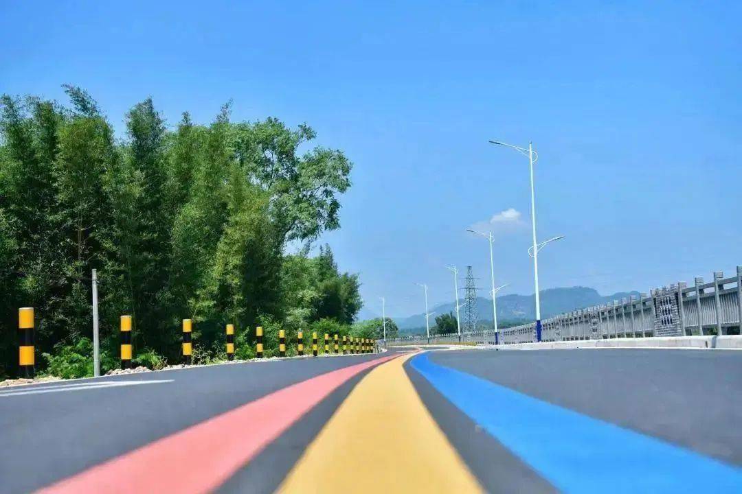 韶关这条"彩虹路"再添一景点,位置在……_旅游_公路_宝塔山