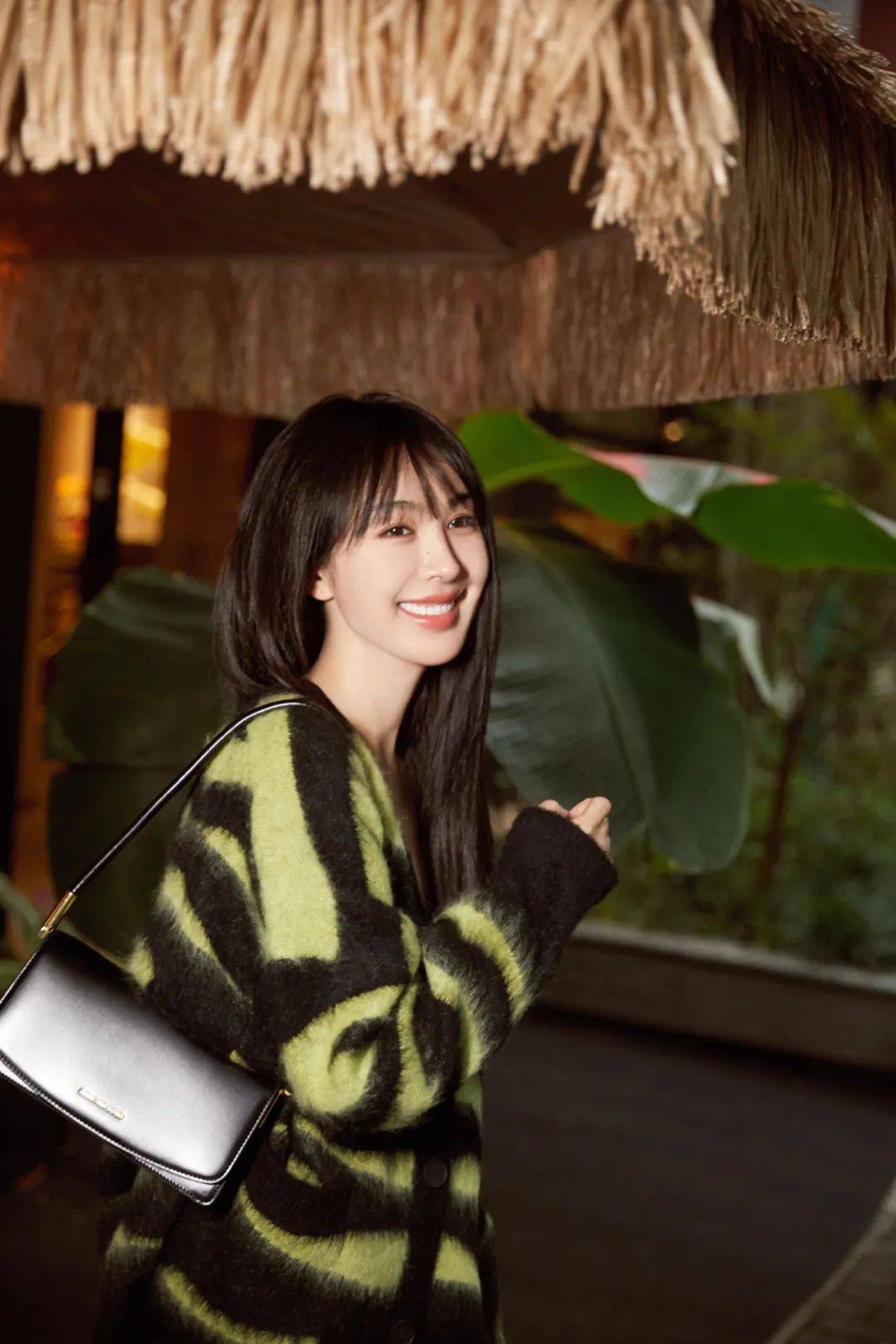 这位女明星开始发力,直播界又要变天了?_李菲儿_生活_时尚