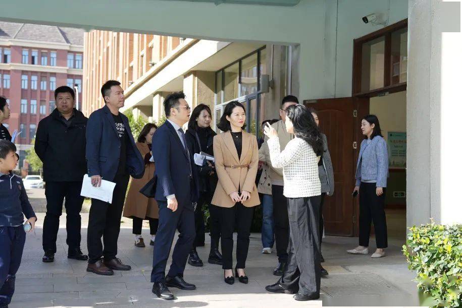 光谷外国语学校考察调研,武汉光谷外国语学校徐涛校长全程陪同考察