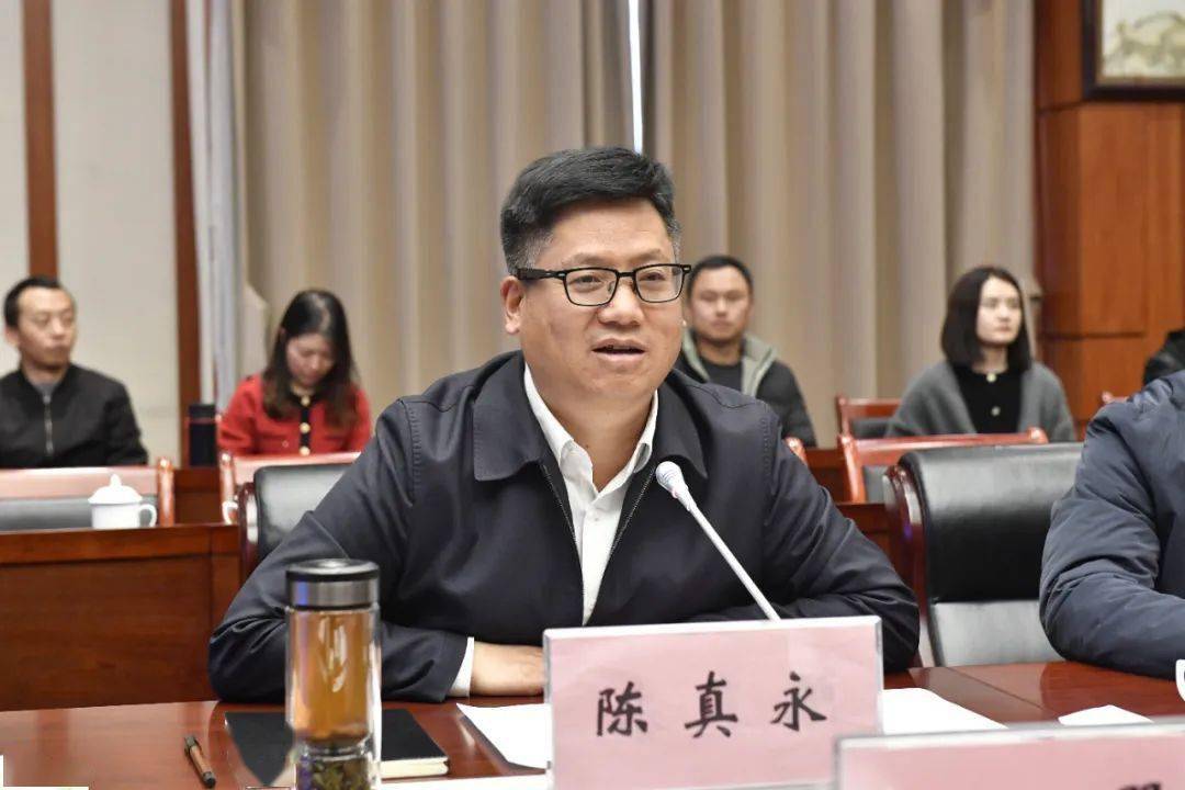 公司党委书记,董事长张翼,湖南建鸿达集团董事长刘平建出席仪式并讲话