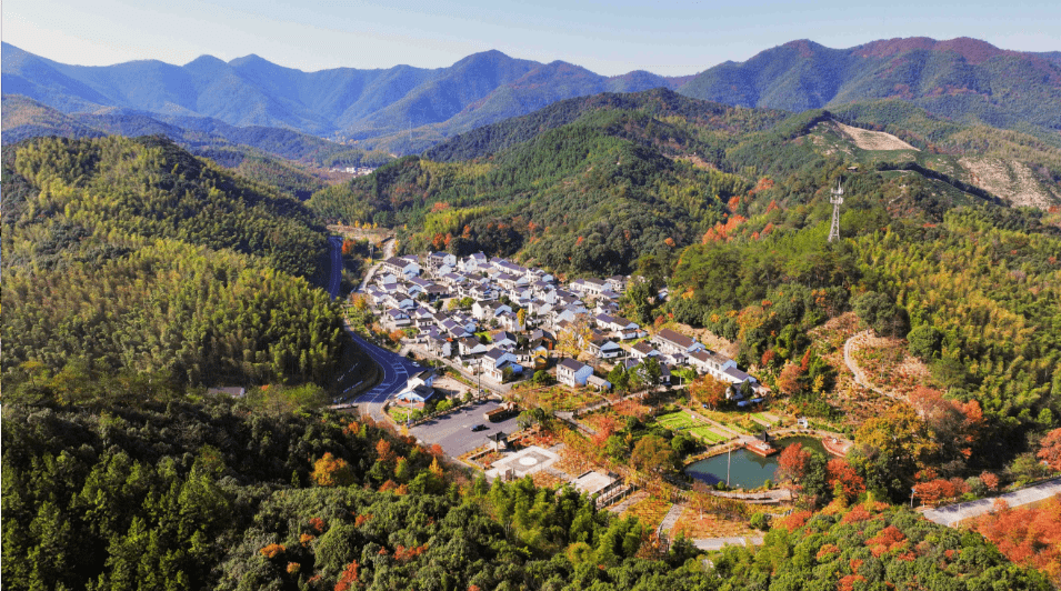 妙泉村地处安徽省郎溪县姚村镇西段,生态优美,坐拥青山秀水,承载古迹