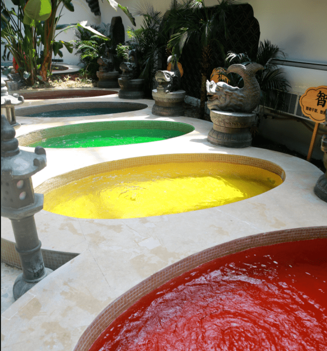 室外温泉星湖园生态汤泉959595现在一起和小编看看这个宝藏度假