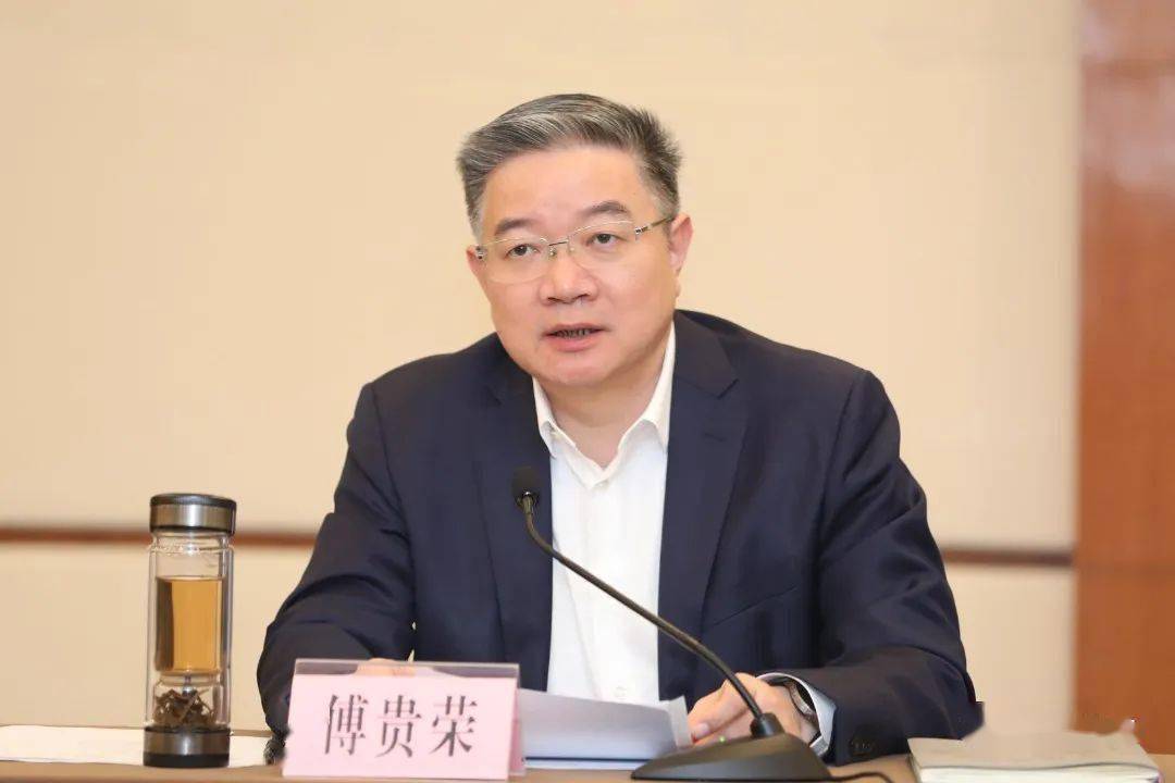 县领导练斌,王钦,沈健,陈忠华等参加.