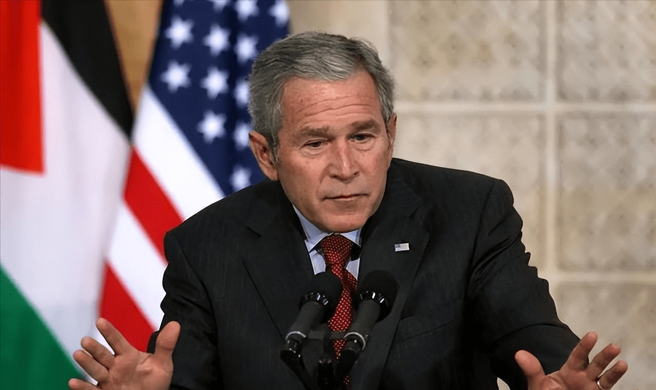 美国前总统小布什:卸任了14年还在被骂,他做错了什么?