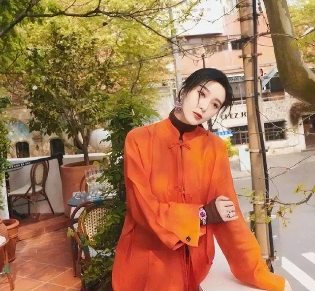 范冰冰自降身价只为捞金!