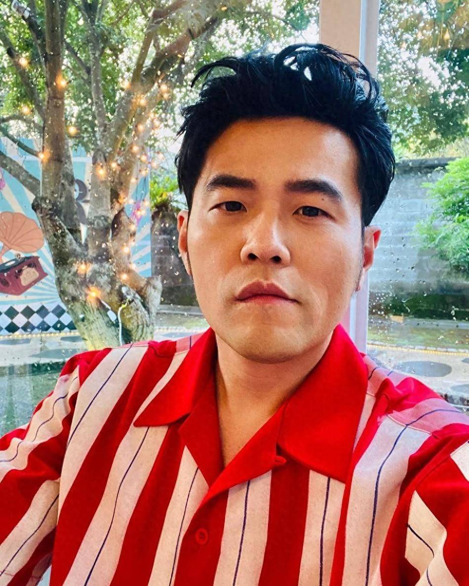 歌手"热狗"发文回应:我是骂所有人,不只是杰伦,我连我自己都骂_争议