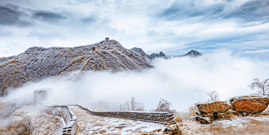 市区→老君顶景区→板厂峪村景点简介:老君顶景区位于石门寨镇房庄村