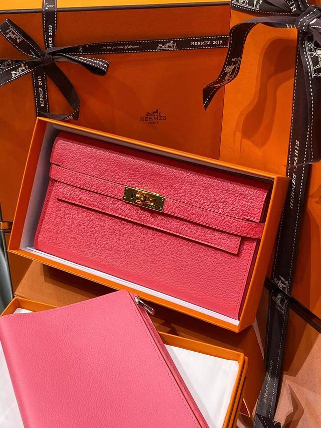 爱马仕粉色包_唇膏_hermes_山羊皮