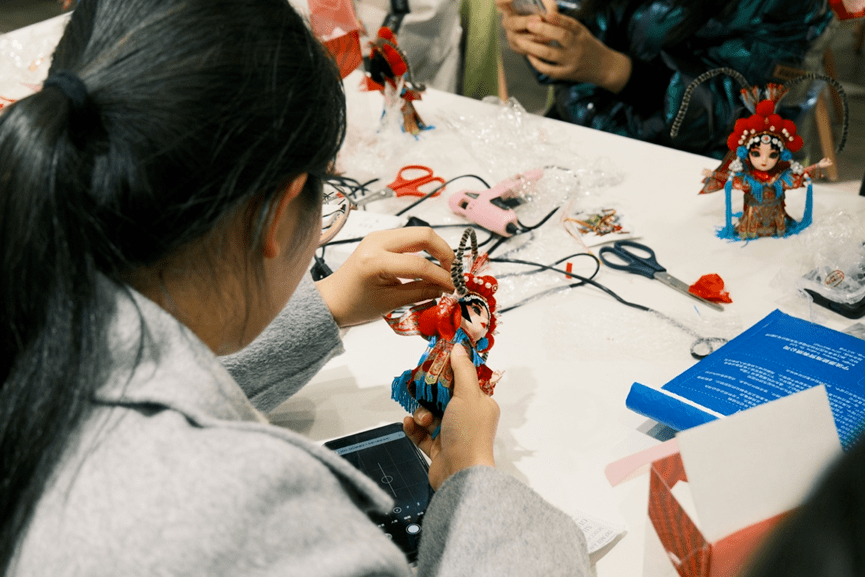 图文 | 大学生文化素质中心编辑 | 王紫一一审一校 |袁亚楠二审二校