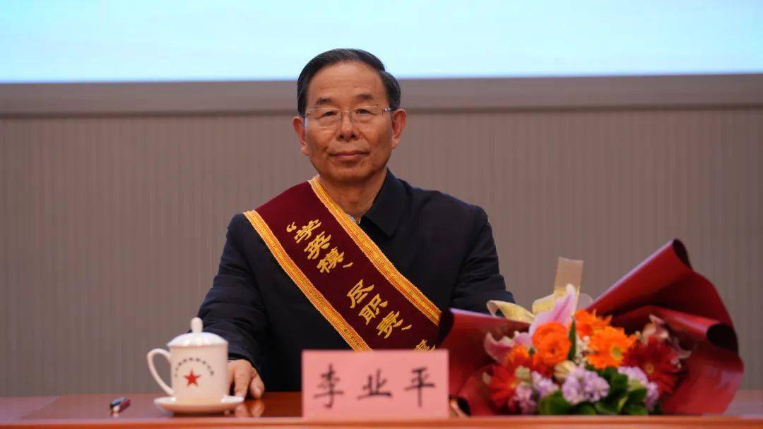 国防动员系统"学英模,尽职责,建新功"事迹报告会在京举行_省军区_单位