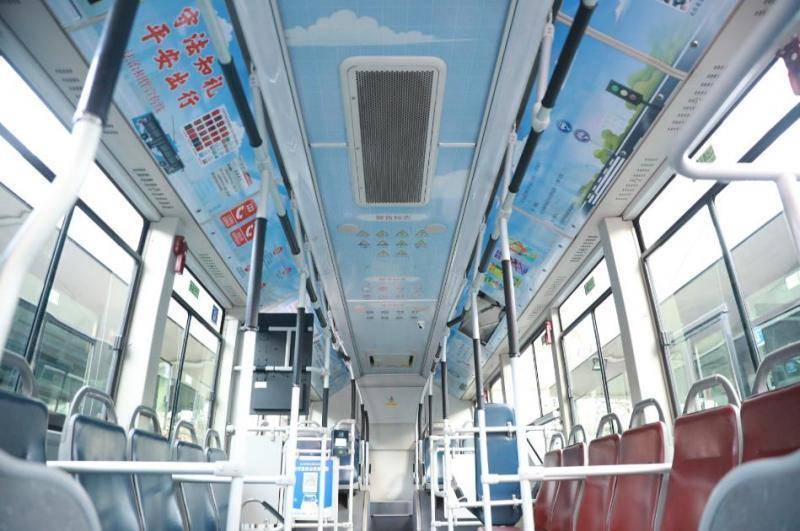 交通安全日打造特色品牌线路 北京公交集团122路推出主题车厢_西城_董