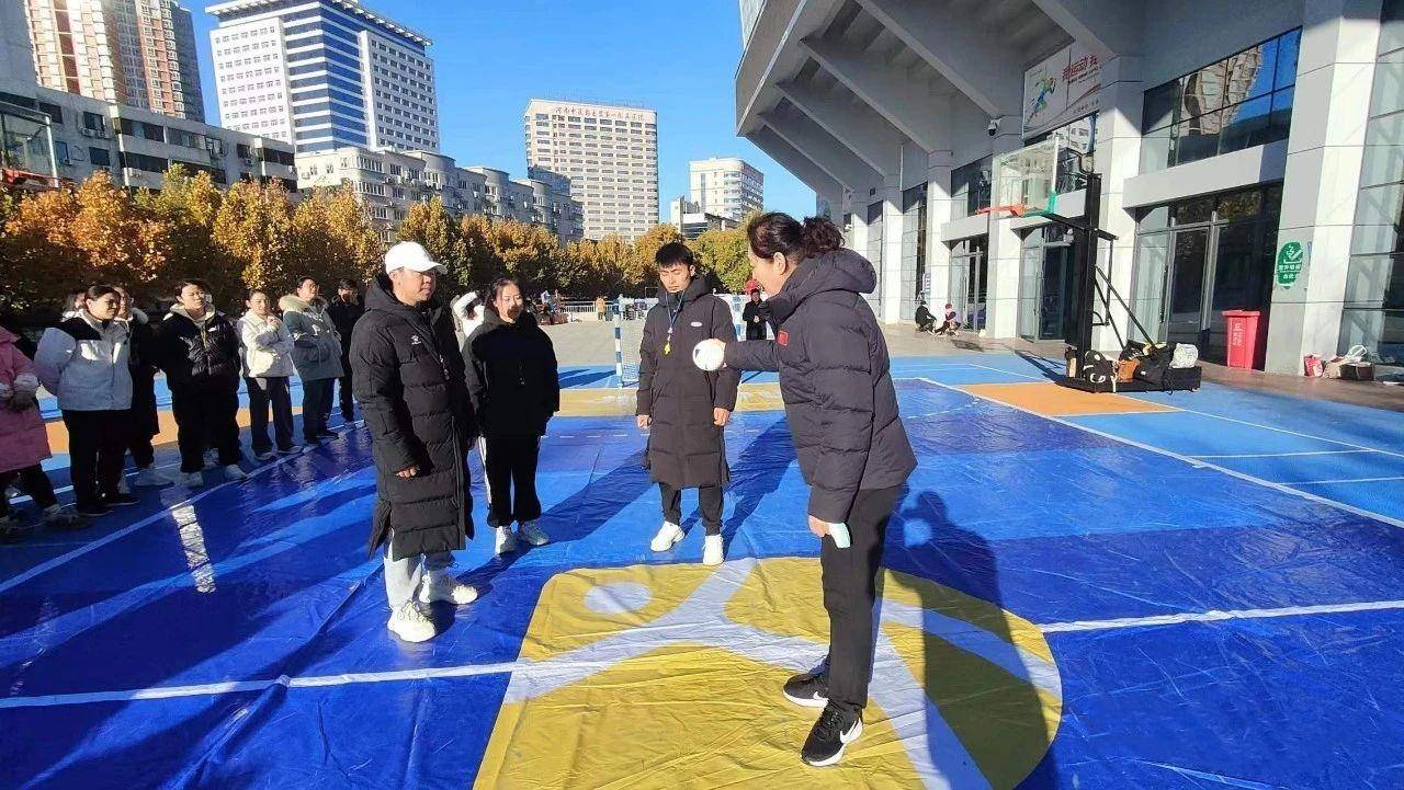 提高执裁能力 郑州市手球裁判员培训班举行