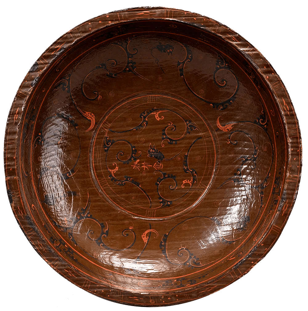 狸猫纹漆食盘湖南博物院藏美食一定要有美器衬托比如狸猫纹漆食盘