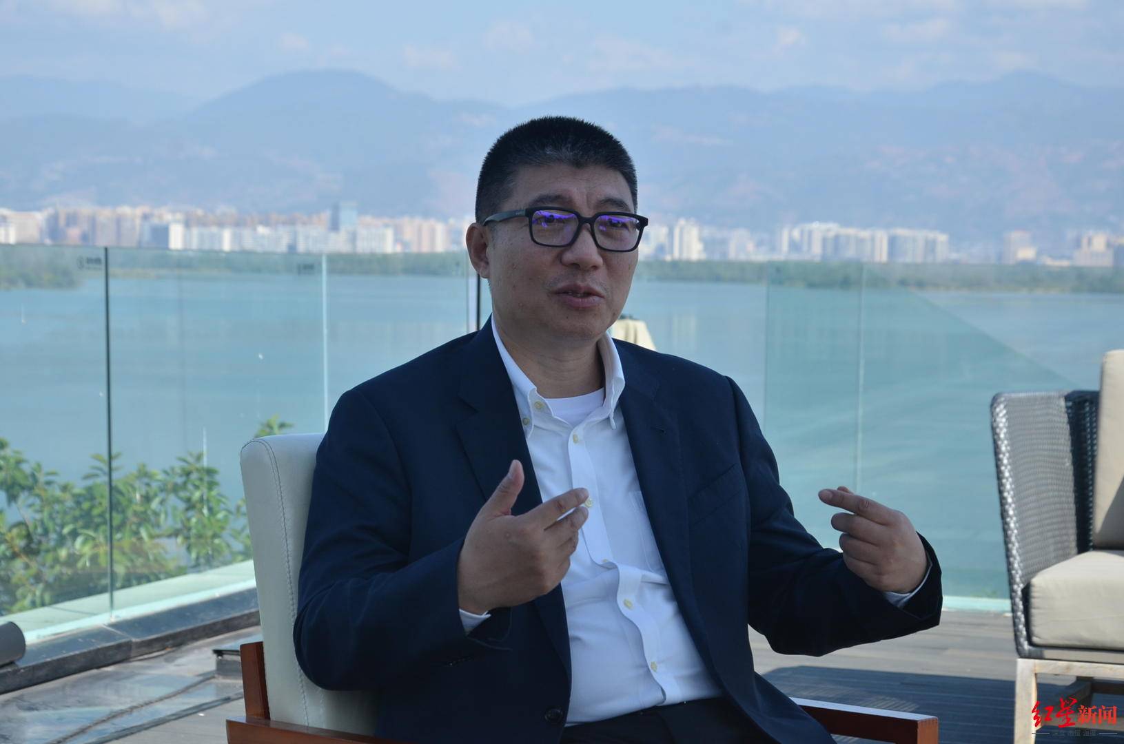 专访中央戏剧学院院长郝戎:大凉山戏剧节,是搭建在学院和社会中间的重要桥梁_教育_演出_艺术