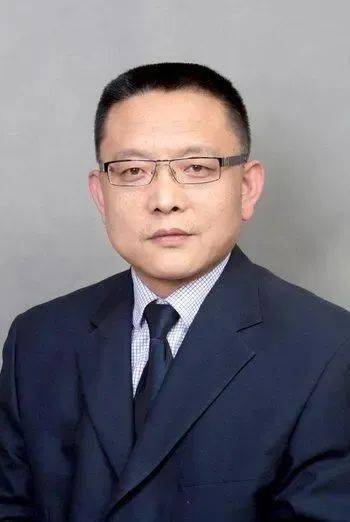 神经外科,内分泌科,关节外科,小儿外科,皮肤科……德医知名专家坐诊