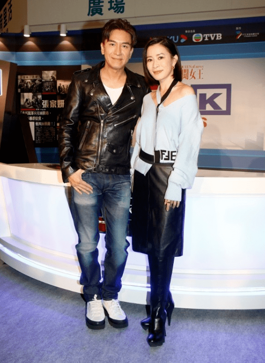 郑嘉颖公然斥记者"不要再问"!马国明指其不成熟_佘诗曼_小朋友_婚礼