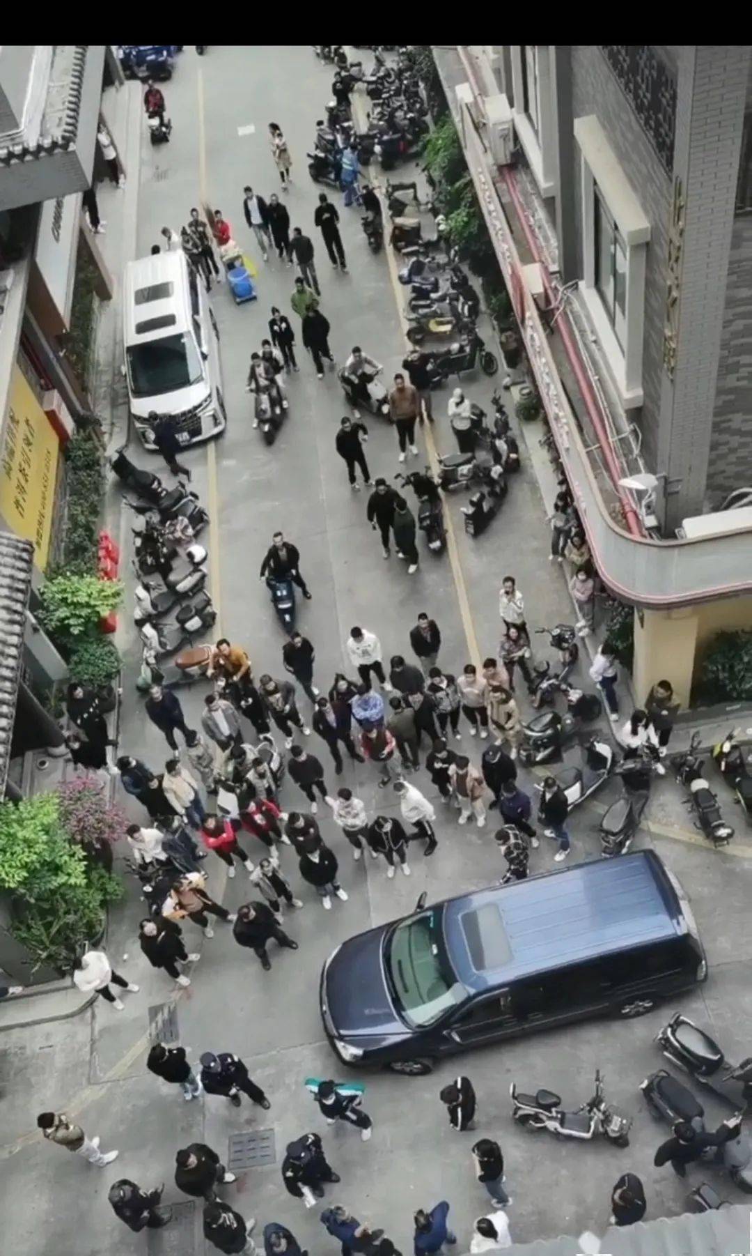 芳村茶新品牌"爆雷",涉案数亿!_产品_茶商_事件