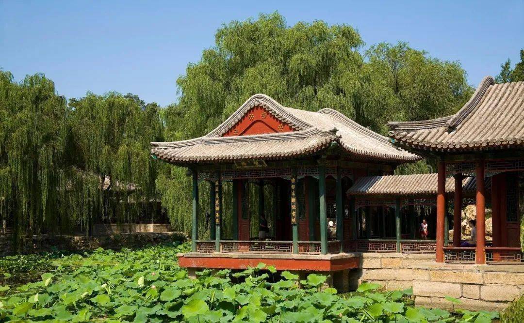 此类常见的南方民居,高耸的风火山墙,本质上也是硬山顶硬山顶,沈阳