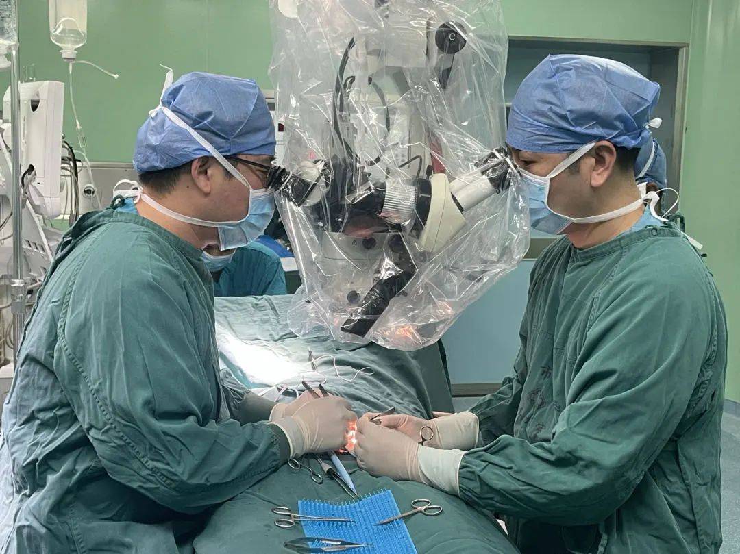 上海专家在宁德实施首例精索静脉曲张手术,解除男子蛋蛋的忧伤