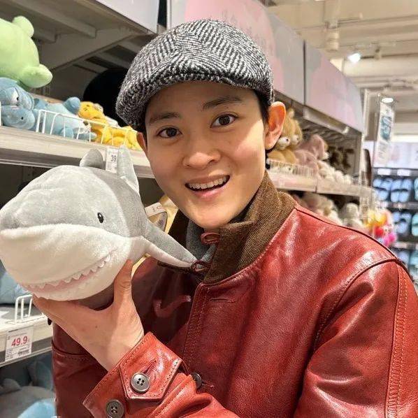 复旦大学中文系电影研究者沈念和非虚构作家兼导演杨眉将和大家一起